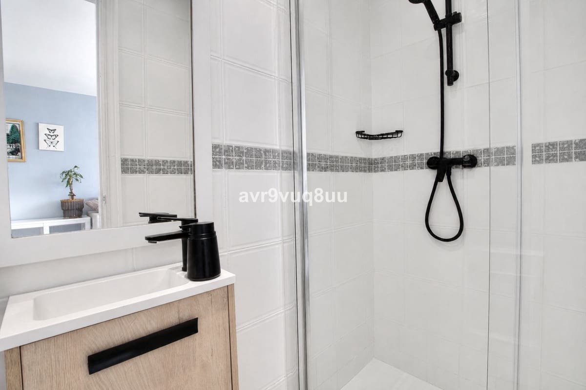 2 Zimmer Apartment zu verkaufen in Riviera del Sol mit Pool Garage - 385.000 € (Ref: 10004664)