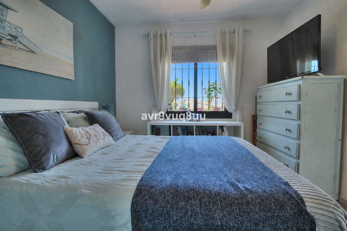 2 Zimmer Apartment zu verkaufen in Riviera del Sol mit Pool Garage - 385.000 € (Ref: 10004664)