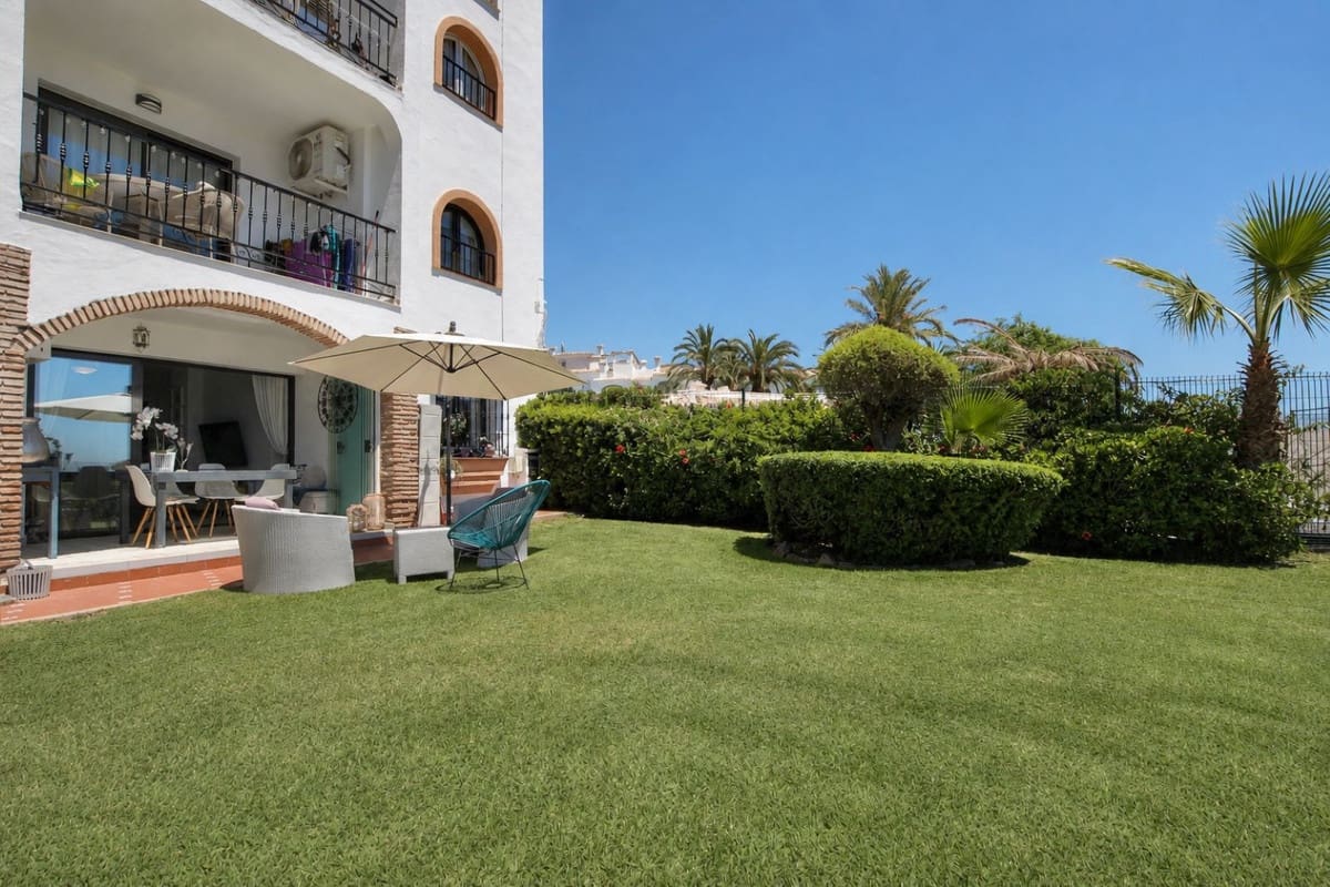 2 bedroom Apartment for sale in Riviera del Sol with pool garage - € 385,000 (Ref: 10004664)