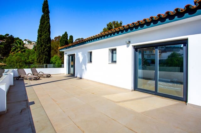 5 quarto Moradia para venda em La Cala de Mijas, Mijas com piscina - 1 499 950 € (Ref: 10026272)