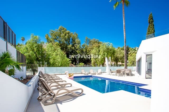 5 quarto Moradia para venda em La Cala de Mijas, Mijas com piscina - 1 499 950 € (Ref: 10026272)