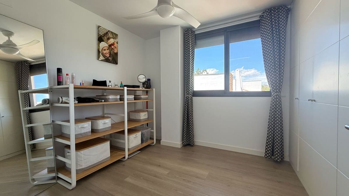 2 bedroom Apartment for sale in La Cala de Mijas with pool garage - € 695,000 (Ref: 10030920)