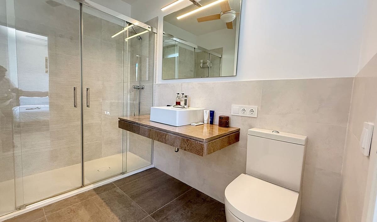 2 bedroom Apartment for sale in La Cala de Mijas with pool garage - € 695,000 (Ref: 10030920)