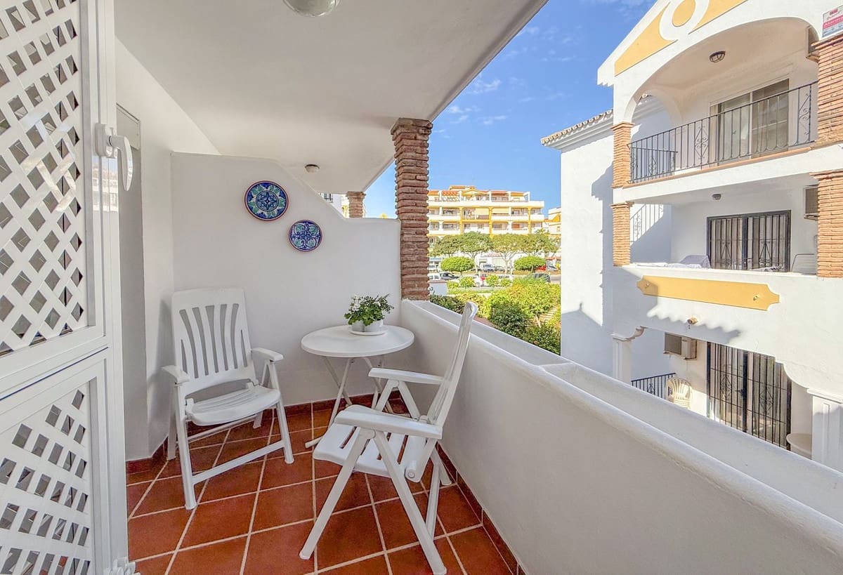 2 soveværelse Lejlighed til salg i Mijas Golf med swimmingpool garage - € 295.000 (Ref: 10043405)