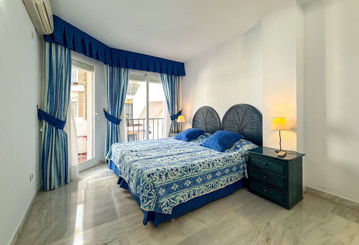 2 soveværelse Lejlighed til salg i Mijas Golf med swimmingpool garage - € 295.000 (Ref: 10043405)