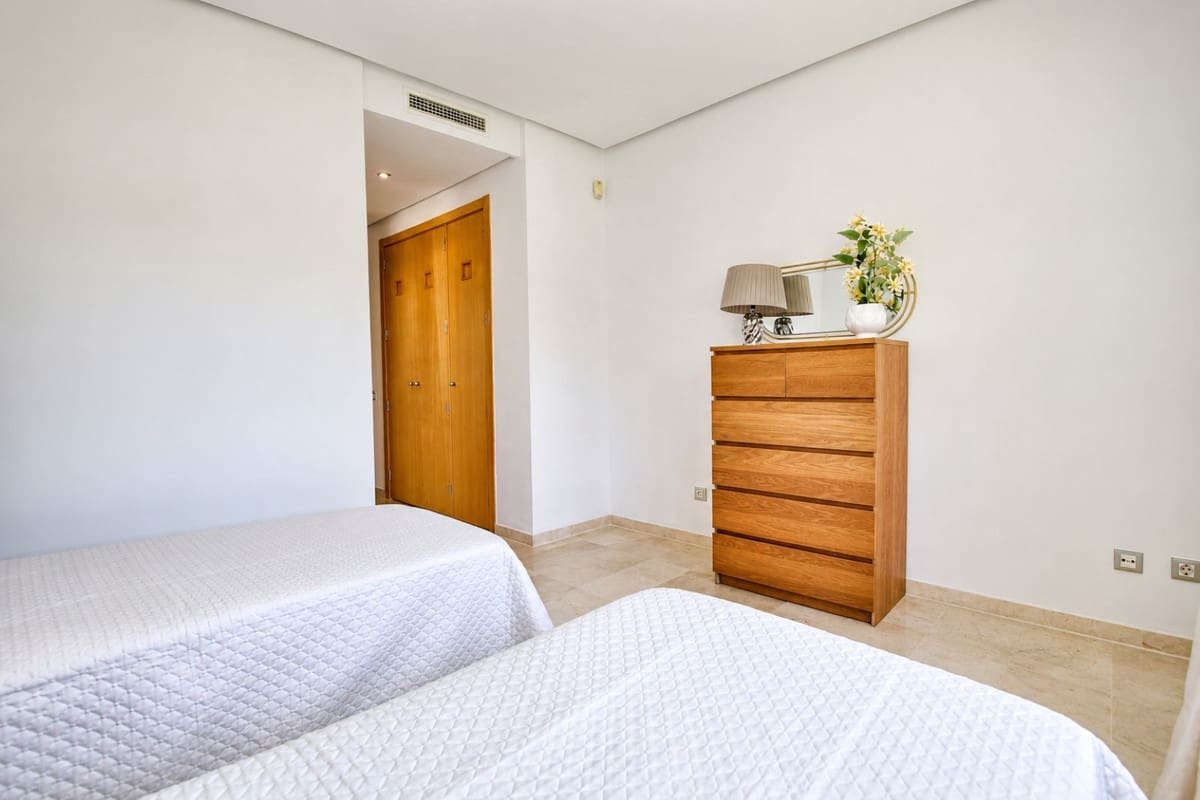 Apartamento de 3 habitaciones en La Cala Golf en venta con piscina garaje - 460.000 € (Ref: 10057381)
