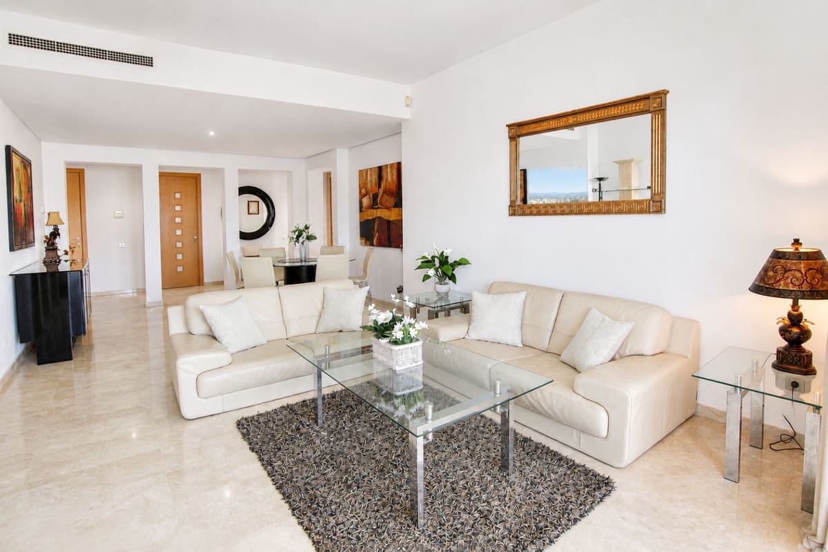 Apartamento de 3 habitaciones en La Cala Golf en venta con piscina garaje - 460.000 € (Ref: 10057381)