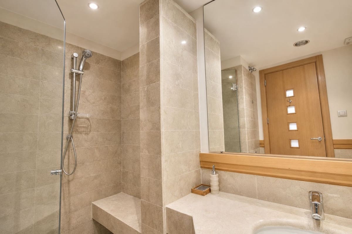 Apartamento de 3 habitaciones en La Cala Golf en venta con piscina garaje - 460.000 € (Ref: 10057381)