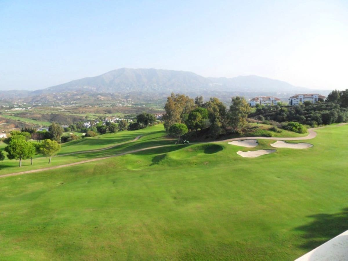 Apartamento de 3 habitaciones en La Cala Golf en venta con piscina garaje - 460.000 € (Ref: 10057381)