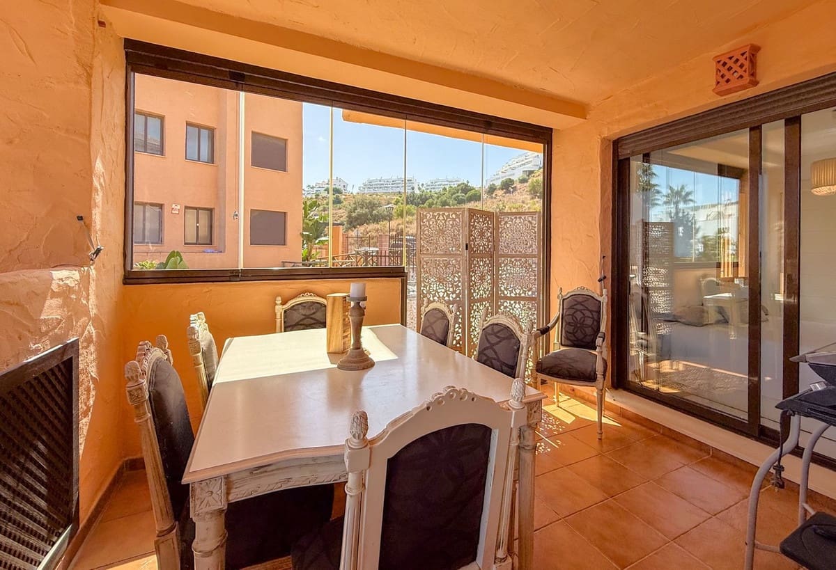 2 sypialnia Apartament na sprzedaż w La Cala de Mijas z basenem garażem - 330 000 € (Ref: 10060693)