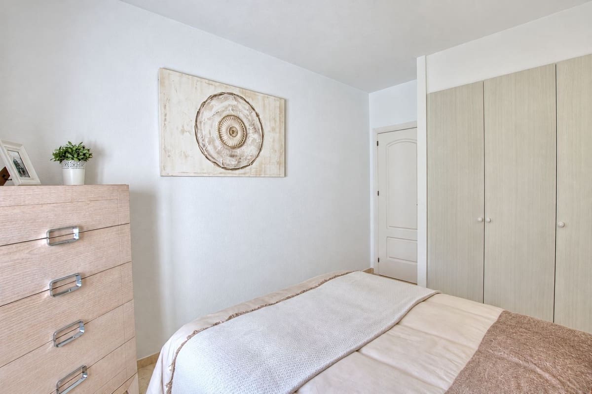 Casa de 3 habitaciones en Riviera del Sol en venta con piscina garaje - 550.000 € (Ref: 10079836)