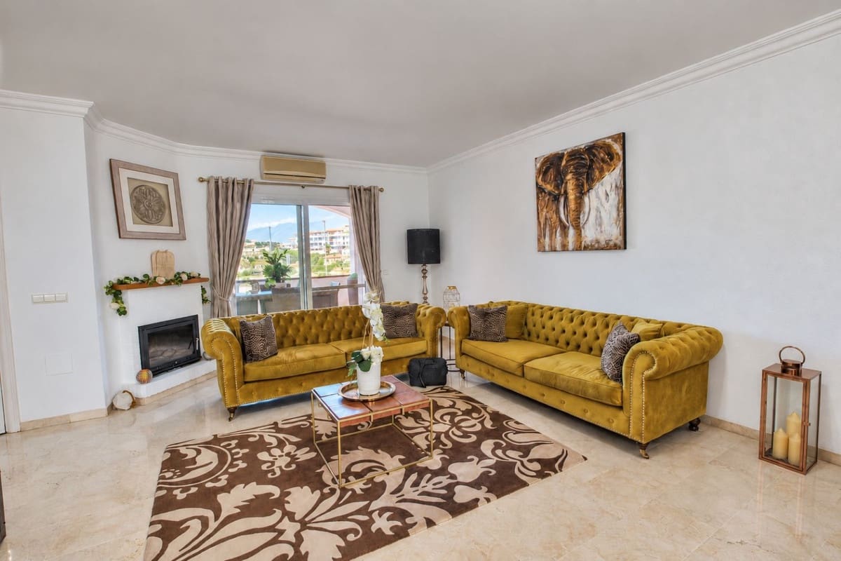 Casa de 3 habitaciones en Riviera del Sol en venta con piscina garaje - 550.000 € (Ref: 10079836)