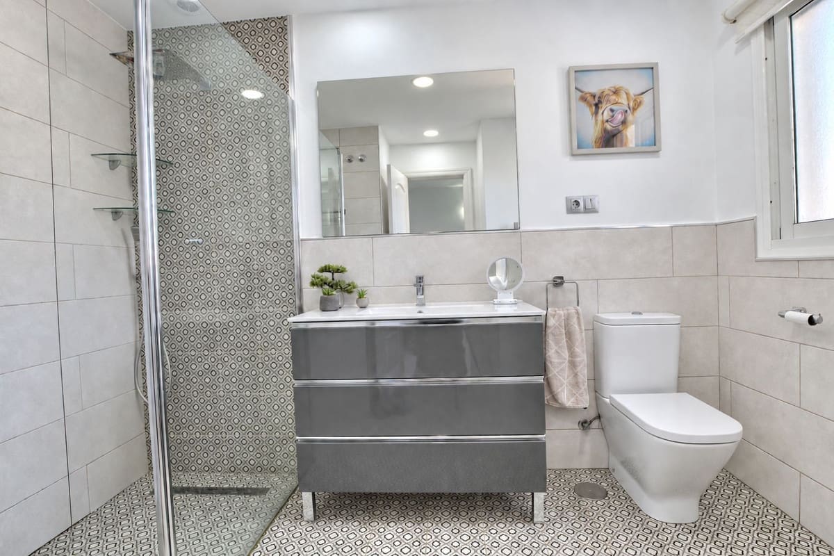 Casa de 3 habitaciones en Riviera del Sol en venta con piscina garaje - 550.000 € (Ref: 10079836)
