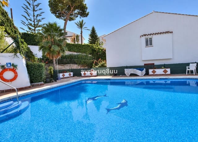 3 soverom Hus til salgs i Riviera del Sol, Mijas med svømmebasseng garasje - € 550 000 (Ref: 10079836)