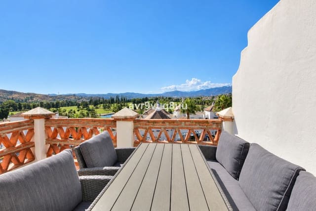 2 quarto Penthouse para venda em Mijas Golf, Mijas com piscina garagem - 385 000 € (Ref: 10088420)