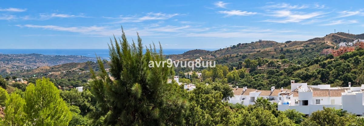 2 quarto Penthouse para venda em La Mairena com piscina garagem - 375 000 € (Ref: 10130978)