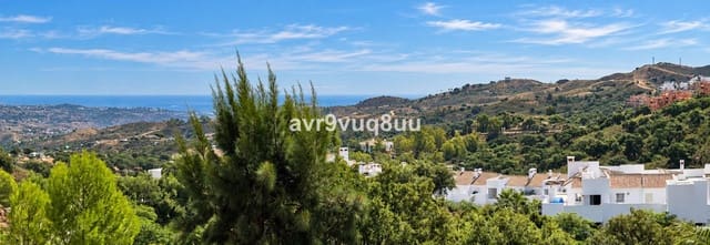 2 quarto Penthouse para venda em La Mairena, Ojen com piscina garagem - 375 000 € (Ref: 10130978)