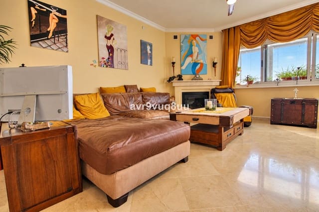 2 quarto Penthouse para venda em La Mairena, Ojen com piscina garagem - 375 000 € (Ref: 10130978)