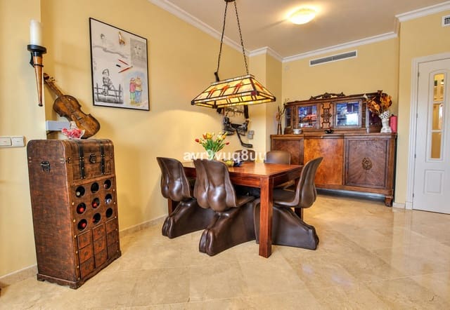 2 quarto Penthouse para venda em La Mairena, Ojen com piscina garagem - 375 000 € (Ref: 10130978)