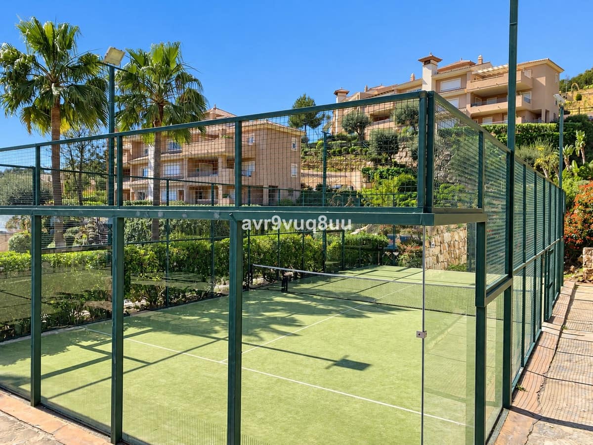 2 quarto Penthouse para venda em La Mairena com piscina garagem - 375 000 € (Ref: 10130978)