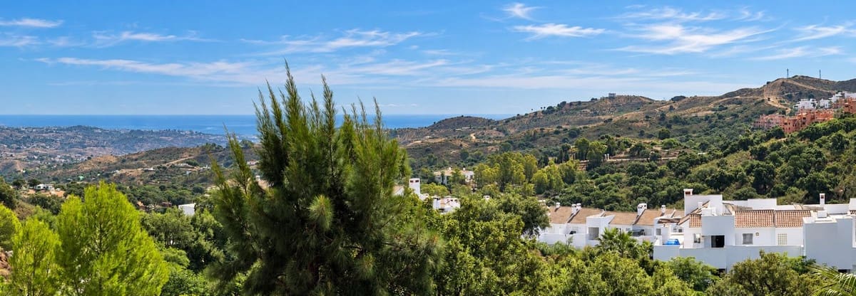 2 bedroom Penthouse for sale in La Mairena with pool garage - € 375,000 (Ref: 10130978)