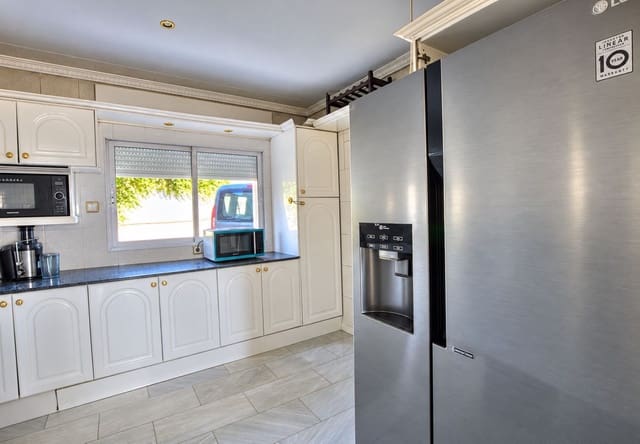 Chalet de 6 habitaciones en La Cala de Mijas, Mijas en venta con piscina garaje - 595.000 € (Ref: 10153119)