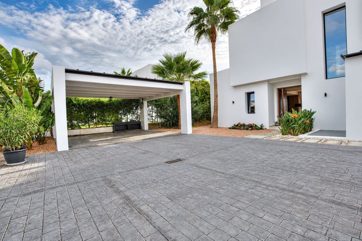 4 soveværelse Villa til salg i La Cala Golf med swimmingpool garage - € 1.800.000 (Ref: 10165839)