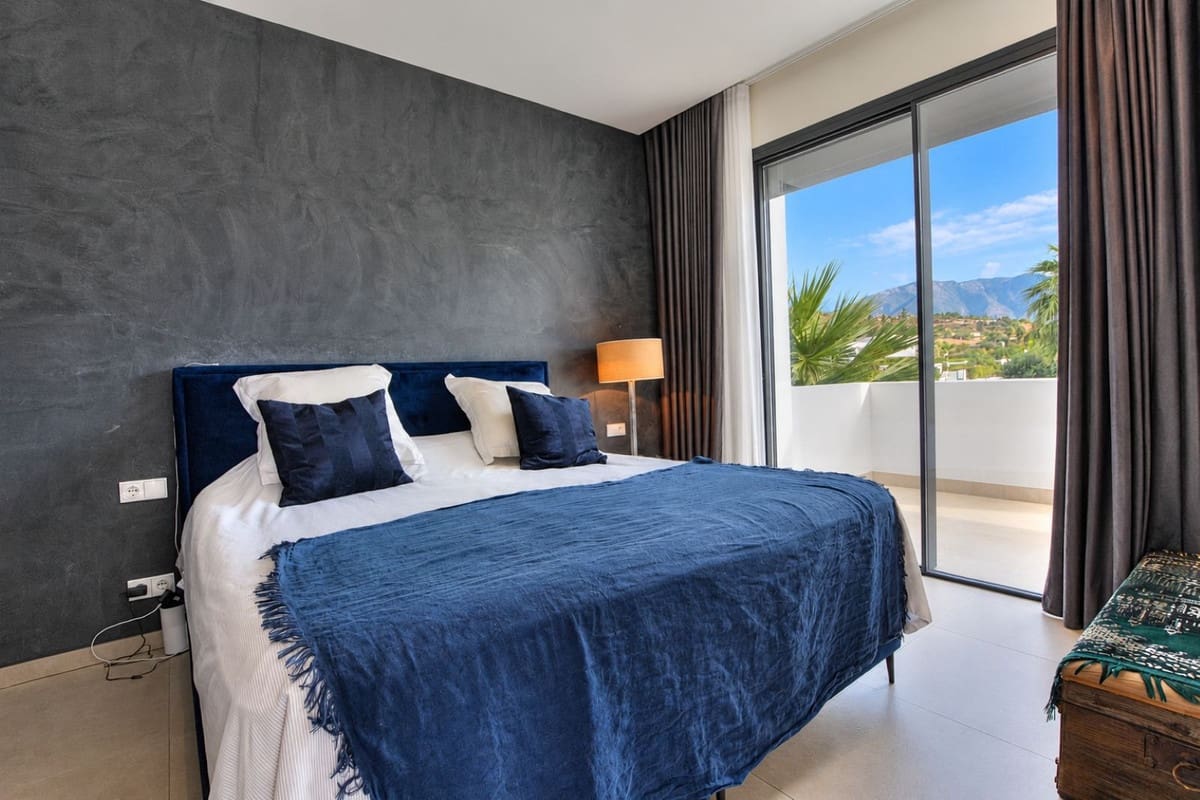 4 soverom Villa til salgs i La Cala Golf med svømmebasseng garasje - € 1 800 000 (Ref: 10165839)