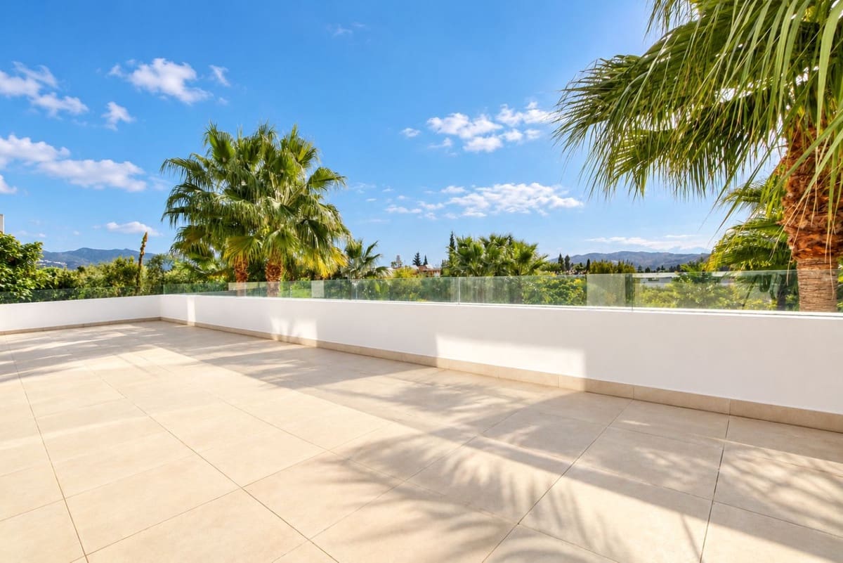 4 soverom Villa til salgs i La Cala Golf med svømmebasseng garasje - € 1 800 000 (Ref: 10165839)