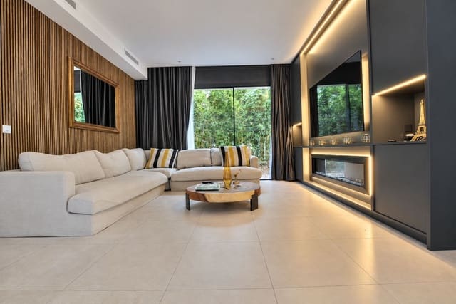 4 soveværelse Villa til salg i La Cala Golf, Mijas med swimmingpool garage - € 1.800.000 (Ref: 10165839)