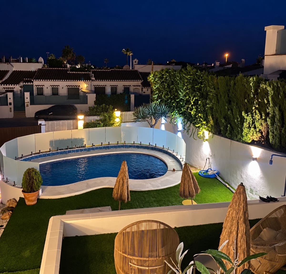2 soveværelse Villa til salg i El Chaparral med swimmingpool garage - € 825.000 (Ref: 10167463)