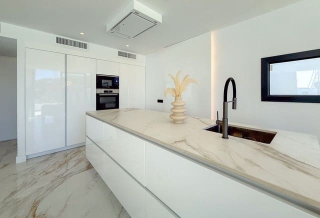 5 soveværelse Villa til salg i La Cala Golf, Mijas med swimmingpool garage - € 975.000 (Ref: 10167580)