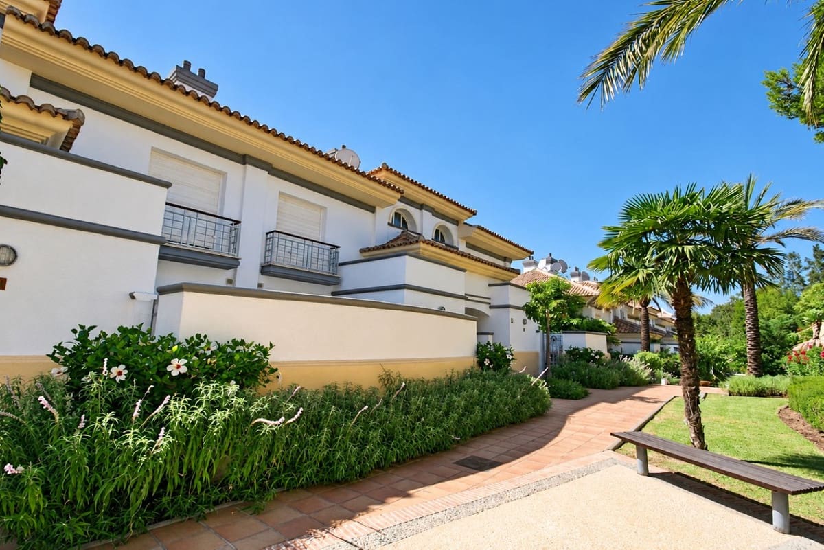3 Zimmer Haus zu verkaufen in La Cala Golf mit Pool Garage - 675.000 € (Ref: 10169054)