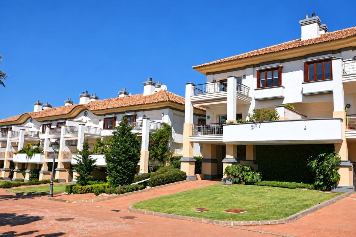 3 Zimmer Haus zu verkaufen in La Cala Golf mit Pool Garage - 675.000 € (Ref: 10169054)