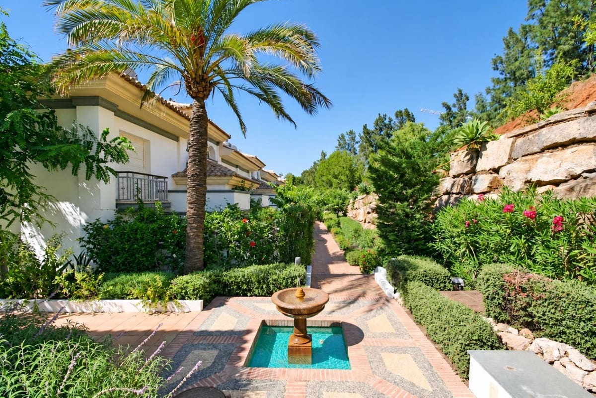 3 Zimmer Haus zu verkaufen in La Cala Golf mit Pool Garage - 675.000 € (Ref: 10169054)
