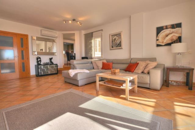 4 bedroom Penthouse for sale in La Cala de Mijas, Mijas with pool garage - € 625,000 (Ref: 10172871)