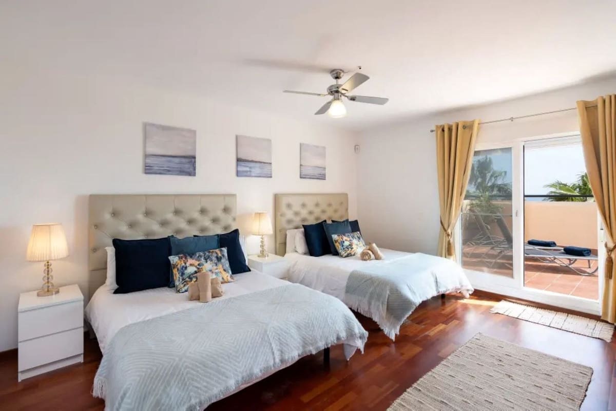 4 bedroom Penthouse for sale in La Cala de Mijas with pool garage - € 625,000 (Ref: 10172871)