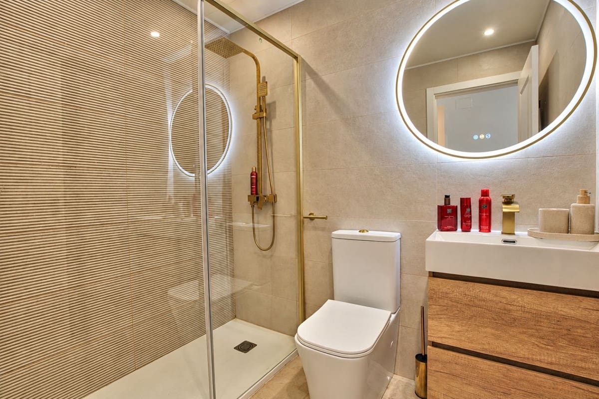 2 slaapkamer Appartement te koop in Riviera del Sol met zwembad garage - € 349.950 (Ref: 10177691)