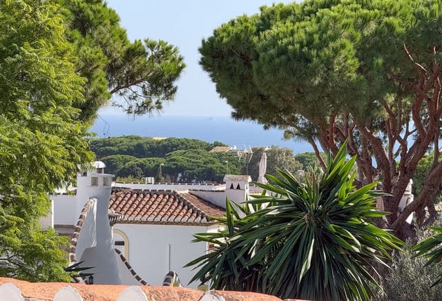 3 soveværelse Villa til salg i Calahonda, Mijas med swimmingpool garage - € 635.000 (Ref: 10182132)