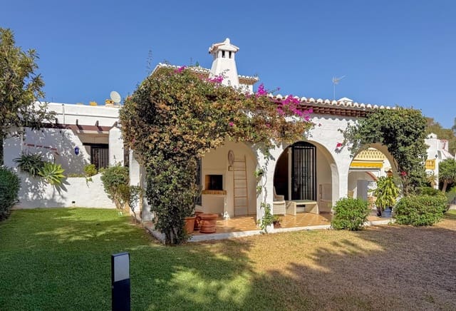 3 soveværelse Villa til salg i Calahonda, Mijas med swimmingpool garage - € 635.000 (Ref: 10182132)