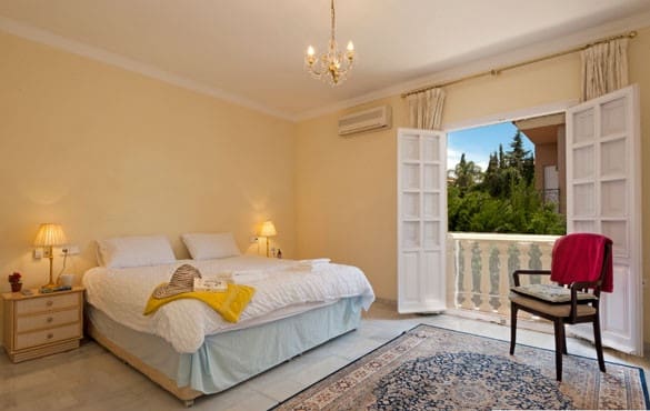 5 soveværelse Villa til salg i Mijas Golf med swimmingpool garage - € 1.185.000 (Ref: 3910149)