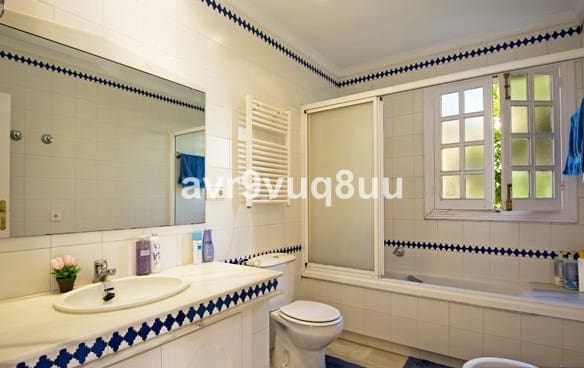 5 bedroom Villa for sale in Mijas Golf with pool garage - € 1,185,000 (Ref: 3910149)
