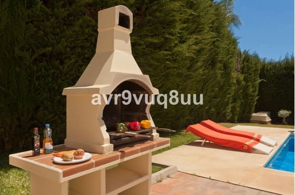 Chalet de 5 habitaciones en Mijas Golf, Mijas en venta con piscina garaje - 1.185.000 € (Ref: 3910149)