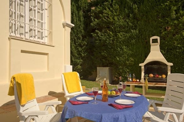 5 bedroom Villa for sale in Mijas Golf, Mijas with pool garage - € 1,185,000 (Ref: 3910149)