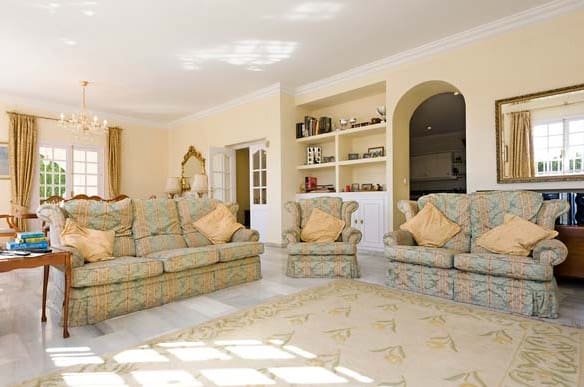 5 bedroom Villa for sale in Mijas Golf with pool garage - € 1,185,000 (Ref: 3910149)