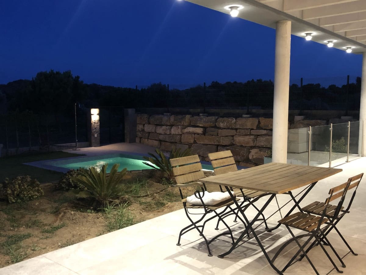 3 bedroom Villa for sale in Cerro del Aguila with pool garage - € 975,000 (Ref: 3945337)