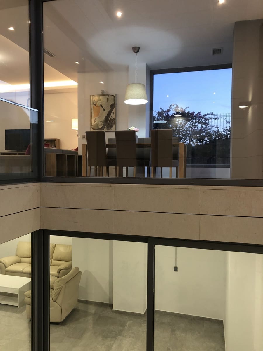 3 Zimmer Villa zu verkaufen in Cerro del Aguila mit Pool Garage - 975.000 € (Ref: 3945337)