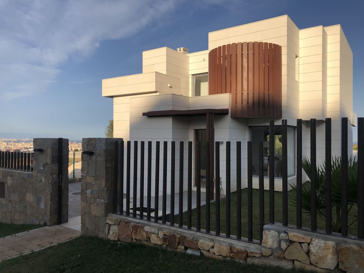 3 Zimmer Villa zu verkaufen in Cerro del Aguila mit Pool Garage - 975.000 € (Ref: 3945337)