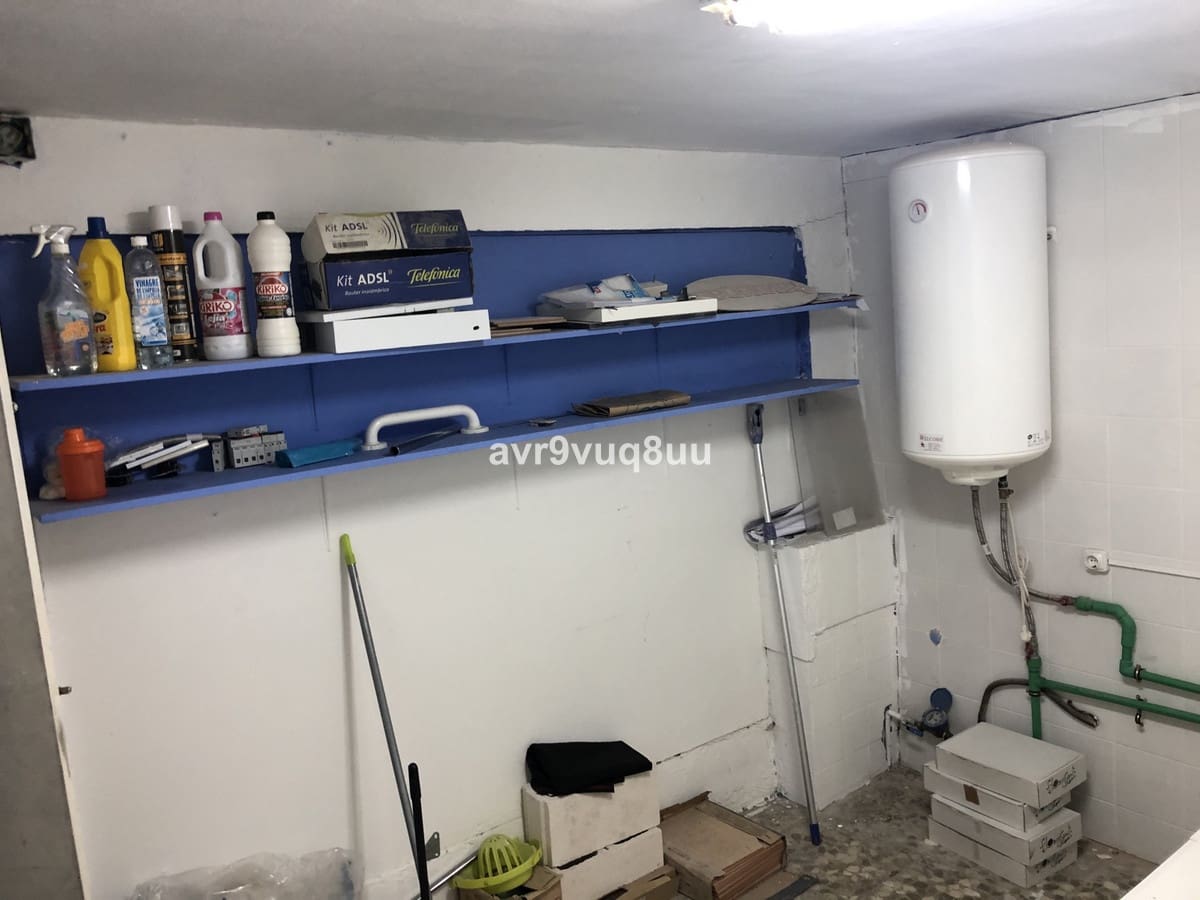 Empresa para venda em Fuengirola - 299 000 € (Ref: 5468364)