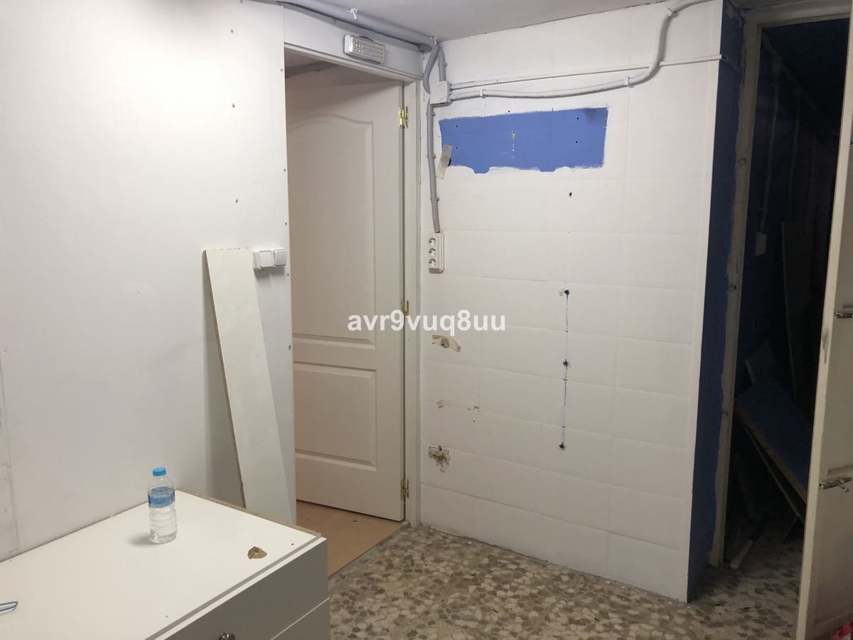 Empresa para venda em Fuengirola - 299 000 € (Ref: 5468364)